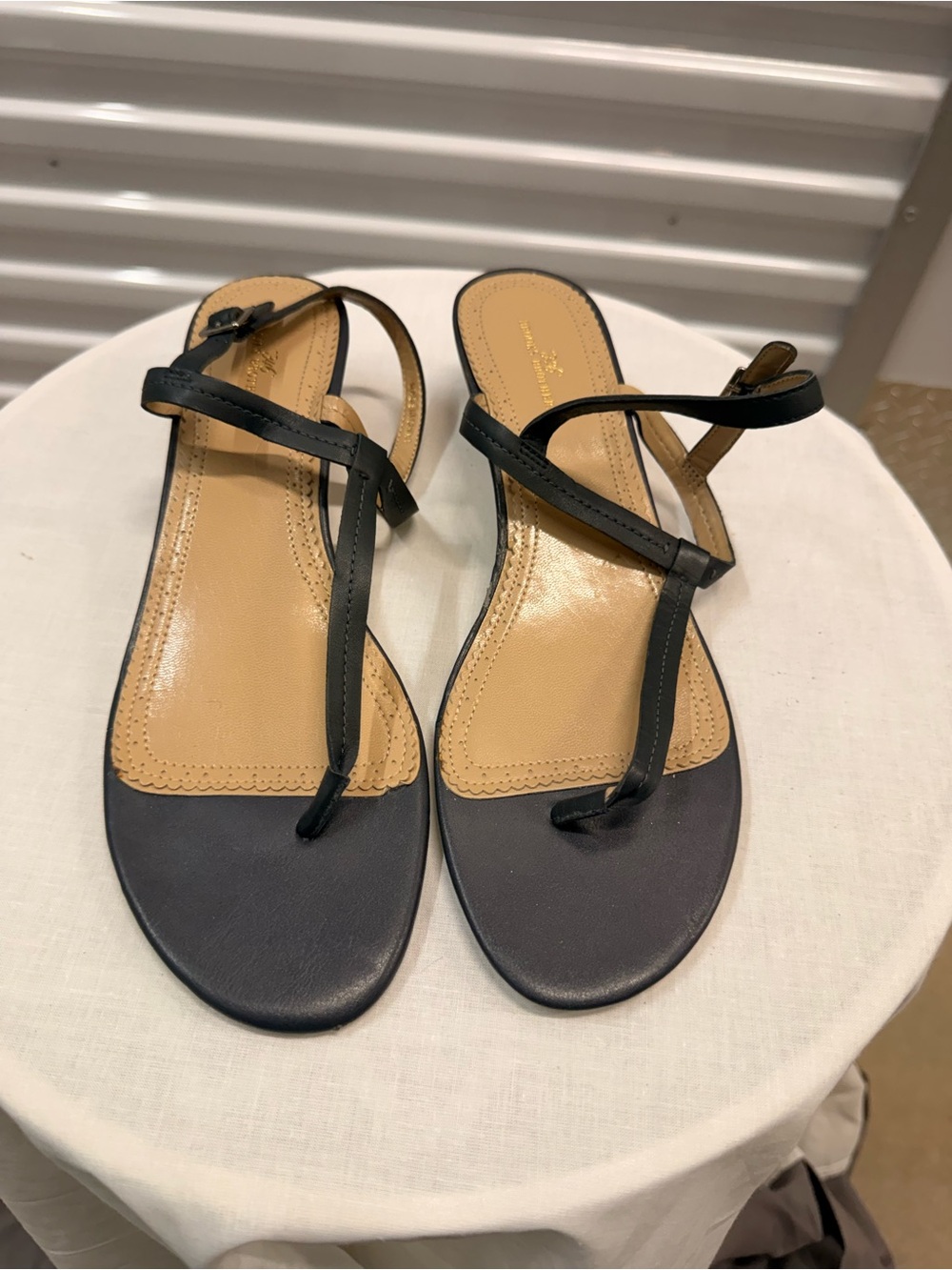 Brooks Brothers Black and Tan Strappy T-Bar Sandals